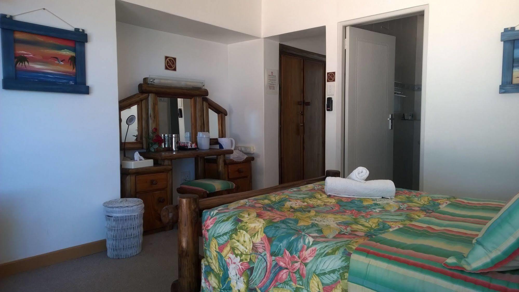 Sea Otters Lodge Kini Bay Kültér fotó